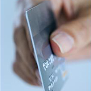 Les petits paiements par carte deviennent moins chers pour les commerçants
